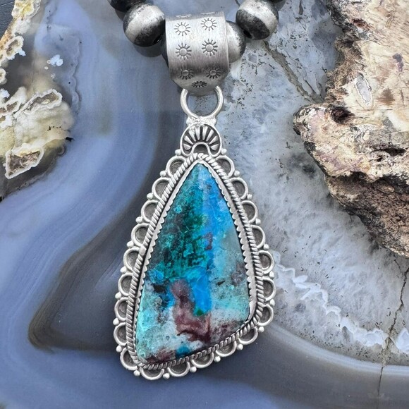 Sterling Southwestern Style Triangular Shattuckite Decorated Pendant For Women - Picture 1 of 10